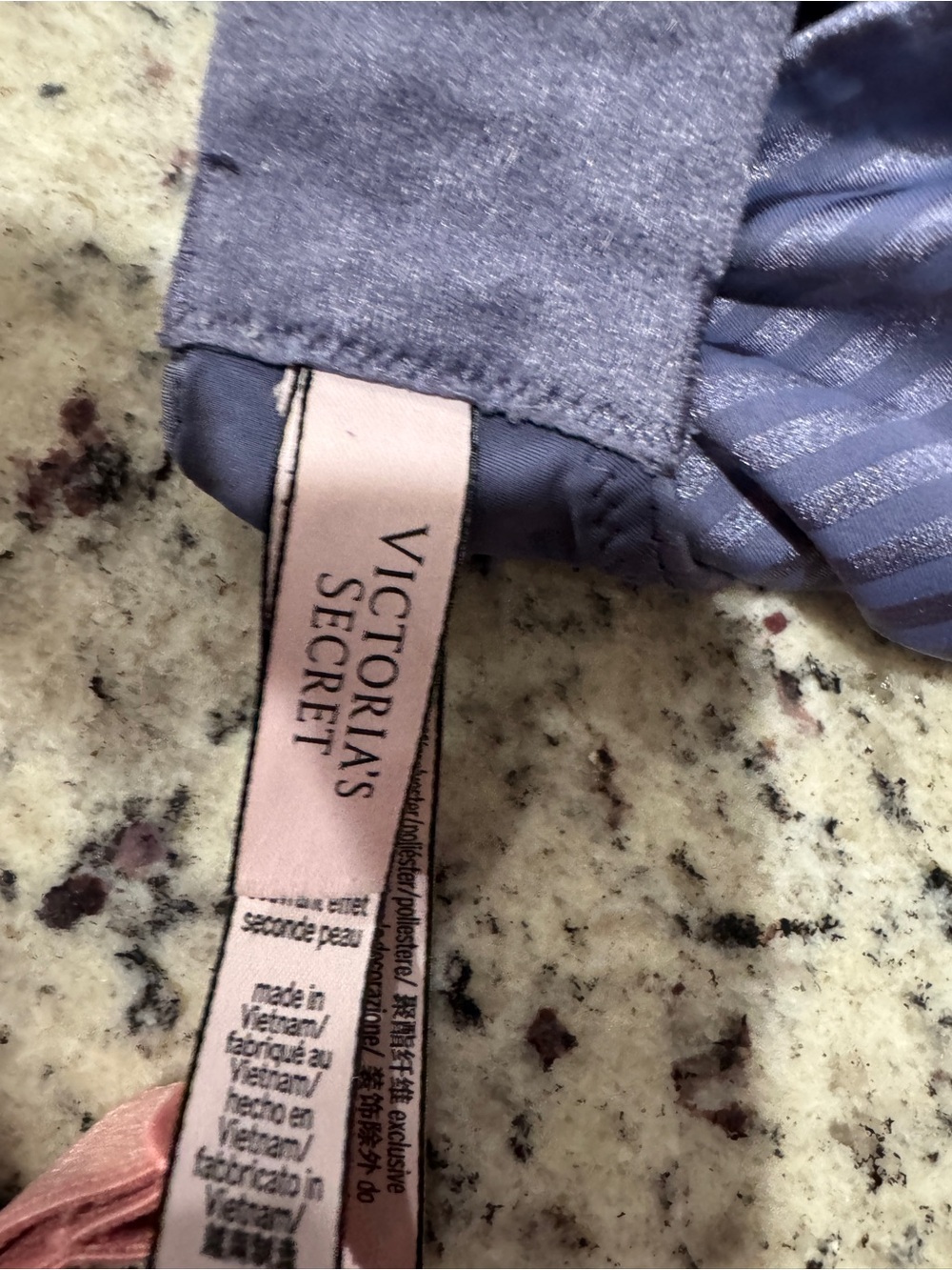 5 Victoria's Secret Bras - Picture 4 of 9